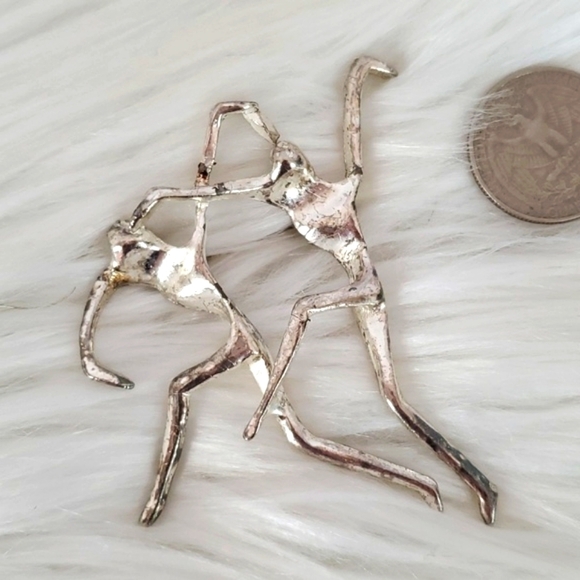 Vintage Silvertone Dancing Ballet Large Figure Brooch Pin Costume Jewelry - Picture 5 of 9
